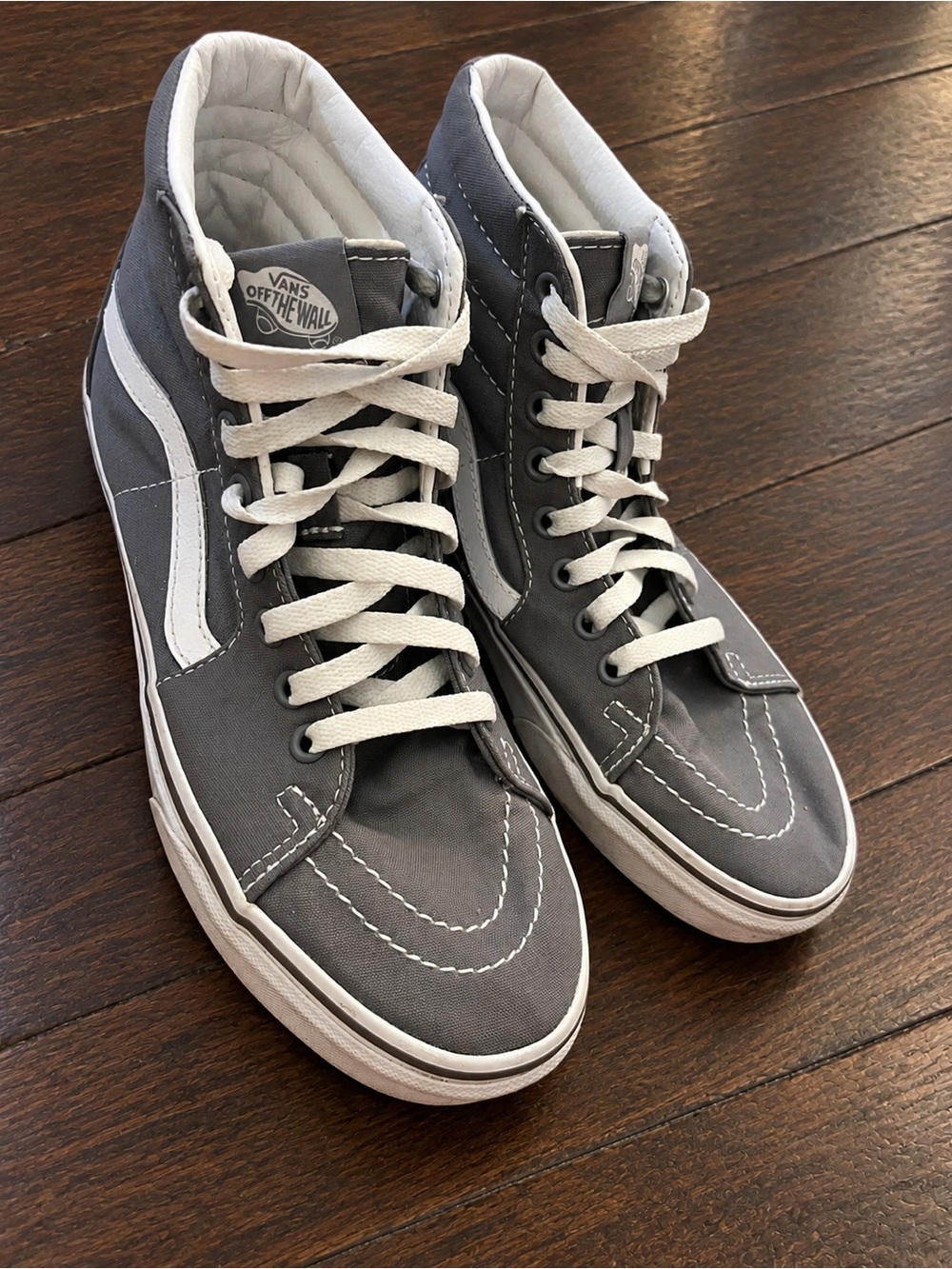 Vans Sk8-Hi Classic High-Top Sneakers - Gray/White